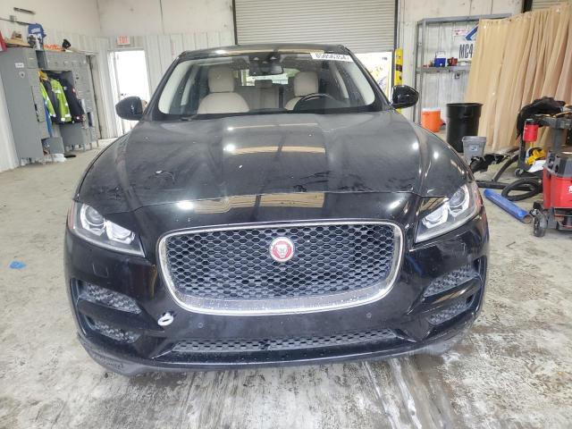 Photo 5 from auction – 2017 JAGUAR F-PACE PRE with VIN SADCJ2BV8HA047365