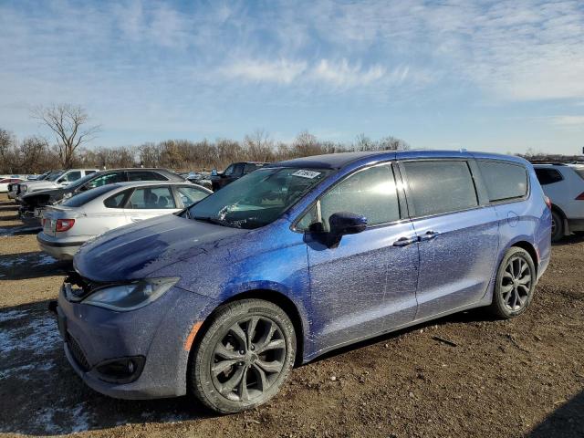 CHRYSLER PACIFICA T 2020 with VIN 2C4RC1FG4LR229946 - Photo from auction