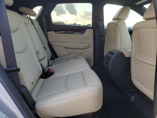 Photo 11 from auction – 2017 CADILLAC XT5 with VIN 1GYKNARS9HZ313697