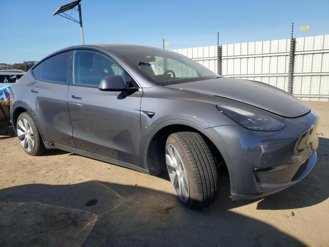 Photo 4 from auction – 2022 TESLA MODEL Y with VIN 7SAYGDEE5NF555144