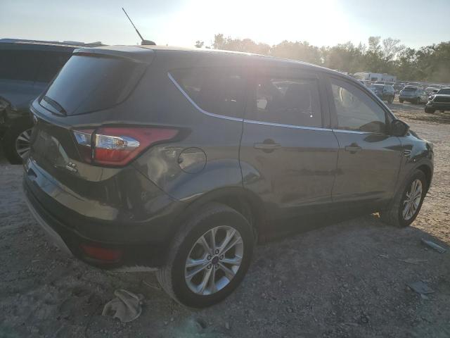 Photo 3 from auction – 2017 FORD ESCAPE SE with VIN 1FMCU9G91HUB30718