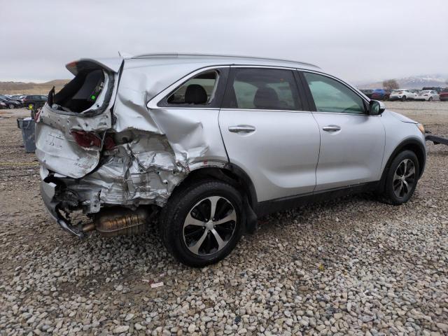 Photo 3 from auction – 2016 KIA SORENTO with VIN 5XYPH4A10GG021599
