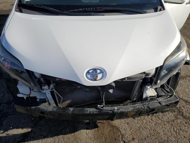 Photo 12 from auction – 2016 TOYOTA SIENNA SE with VIN 5TDXK3DC8GS761963
