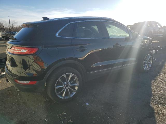 Photo 3 from auction – 2019 LINCOLN MKC SELECT with VIN 5LMCJ2D90KUL07672