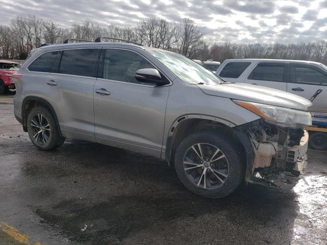 Photo 4 from auction – 2016 TOYOTA HIGHLANDER with VIN 5TDJKRFH5GS237784