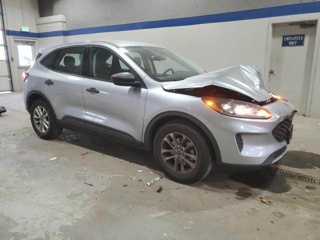 Photo 4 from auction – 2022 FORD ESCAPE S with VIN 1FMCU0F65NUB17372
