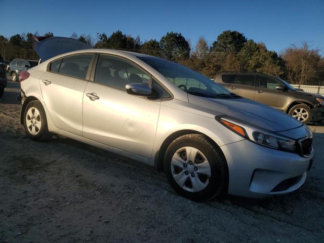 Photo 4 from auction – 2017 KIA FORTE LX with VIN 3KPFK4A75HE031691