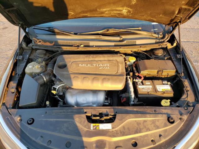 Photo 11 from auction – 2015 CHRYSLER 200 LIMITE with VIN 1C3CCCAB9FN694435