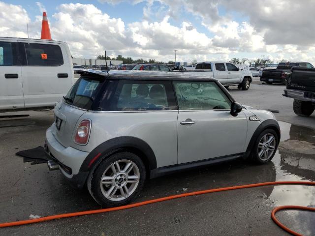 Photo 3 from auction – 2013 MINI COOPER S with VIN WMWSV3C54DT397250