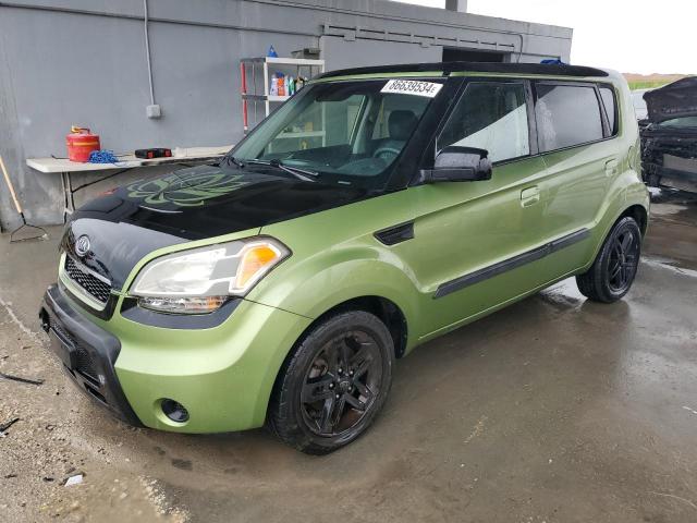 KIA SOUL + 2010 with VIN KNDJT2A24A7115605 - Photo from auction
