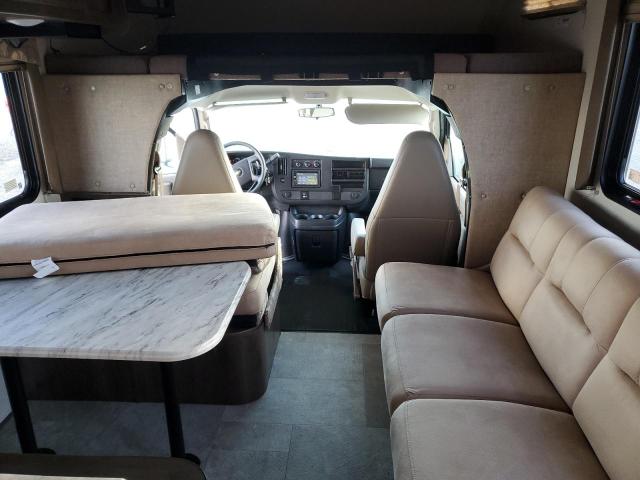 Photo 5 from auction – 2017 FVFR COACHMEN with VIN 1GB6GUCG9H1240180