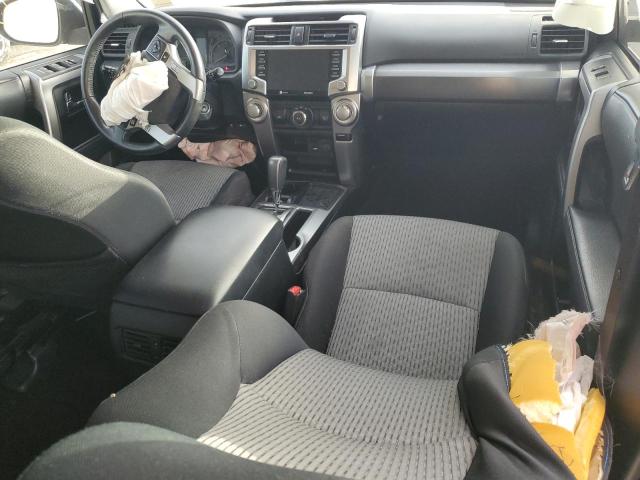 Photo 8 from auction – 2020 TOYOTA 4RUNNER SR with VIN JTEZU5JR8L5221922