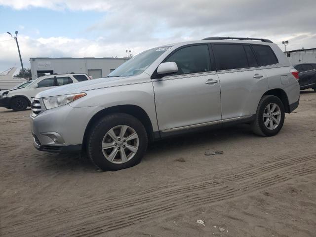 TOYOTA HIGHLANDER 2013 with VIN 5TDZK3EH8DS115868 - Photo from auction