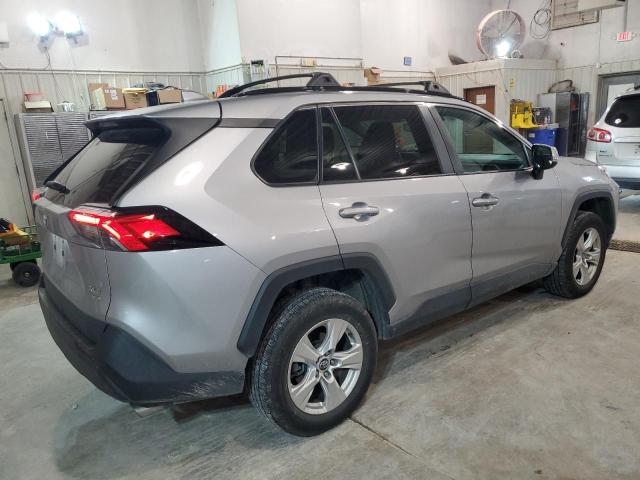 Photo 3 from auction – 2020 TOYOTA RAV4 XLE with VIN 2T3P1RFVXLC086373