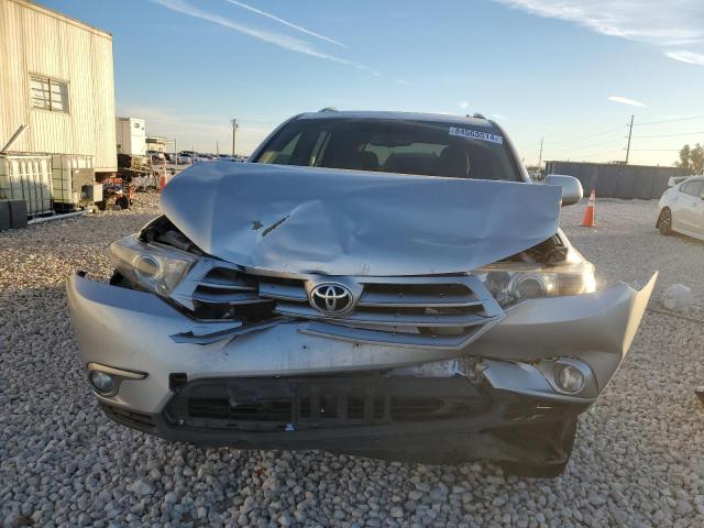 Photo 5 from auction – 2012 TOYOTA HIGHLANDER with VIN 5TDZK3EH1CS077074