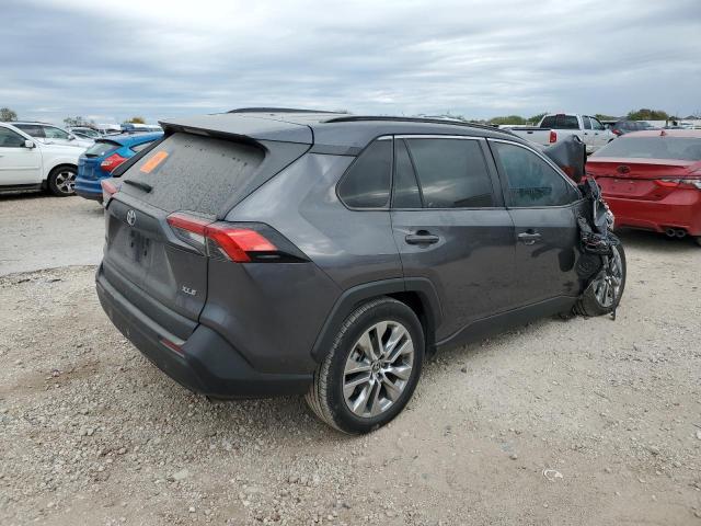 Photo 3 from auction – 2022 TOYOTA RAV4 XLE P with VIN 2T3C1RFVXNC196504
