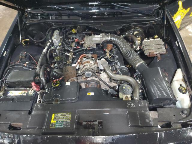 Photo 11 from auction – 2005 FORD CROWN VICT with VIN 2FAFP71W65X112527