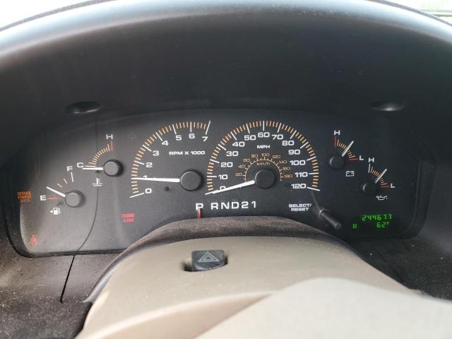 Photo 9 from auction – 2003 FORD EXPEDITION with VIN 1FMRU15W83LA65403