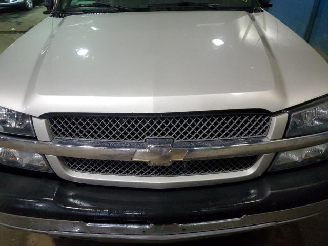 Photo 11 from auction – 2004 CHEVROLET SILVERADO with VIN 1GCGK23UX4F175037