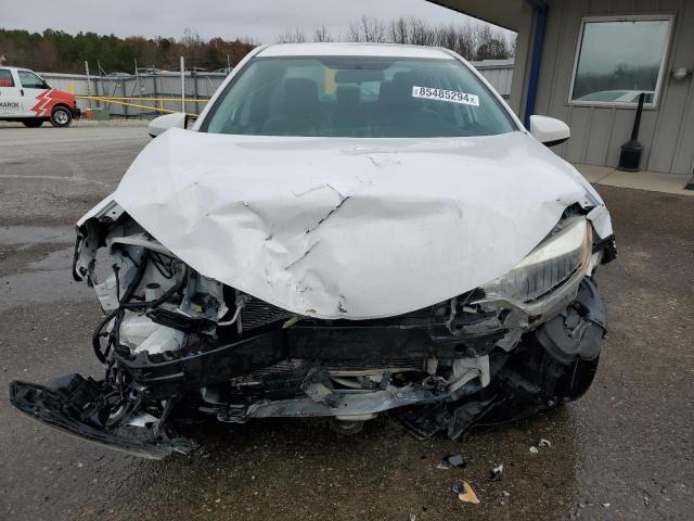 Photo 5 from auction – 2015 TOYOTA COROLLA L with VIN 2T1BURHE9FC427158