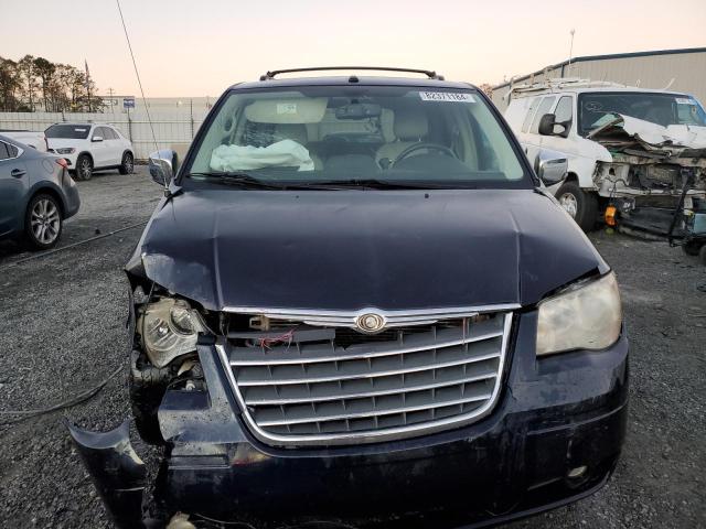 Photo 5 from auction – 2010 CHRYSLER TOWN & COU with VIN 2A4RR8DX4AR480001