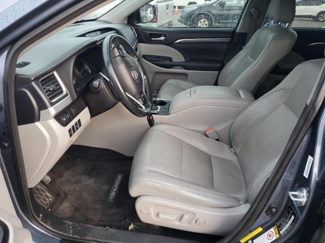 Photo 7 from auction – 2017 TOYOTA HIGHLANDER with VIN 5TDYZRFH1HS201022