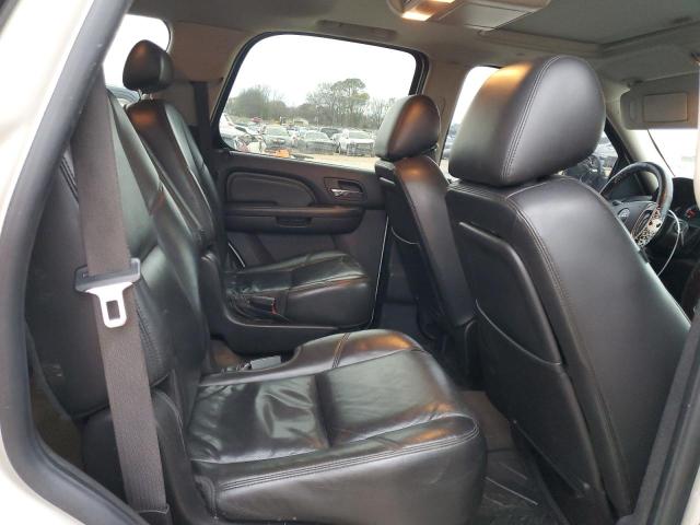 Photo 11 from auction – 2010 GMC YUKON DENA with VIN 1GKUCEEF6AR210526