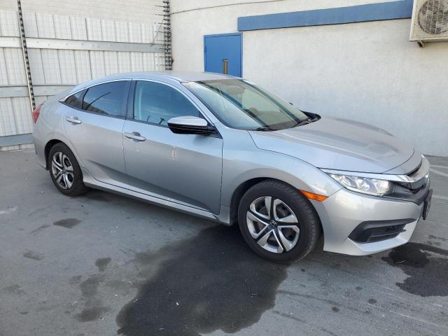 Photo 4 from auction – 2017 HONDA CIVIC LX with VIN 2HGFC2F53HH528365
