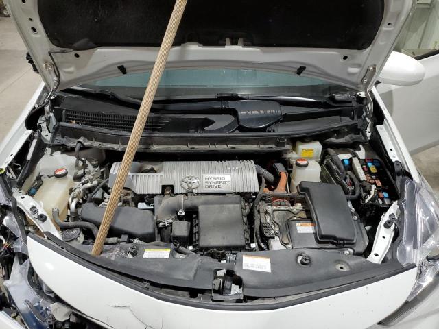 Photo 11 from auction – 2016 TOYOTA PRIUS V with VIN JTDZN3EU2GJ048108