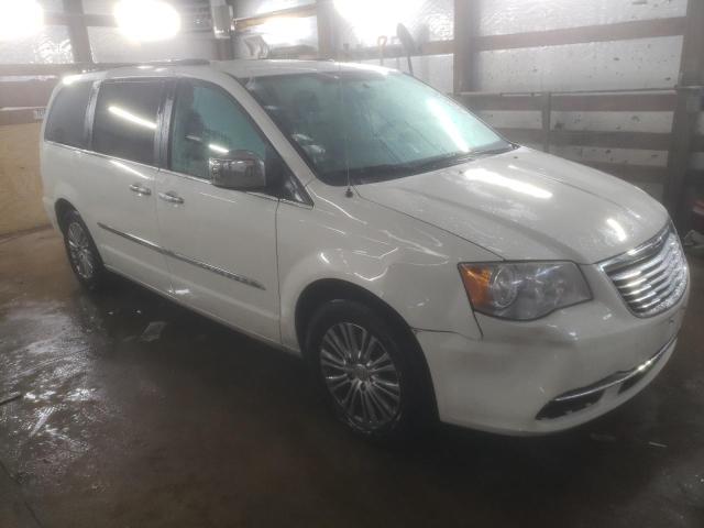 Photo 4 from auction – 2013 CHRYSLER TOWN & COU with VIN 2C4RC1CG3DR564542