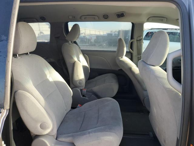 Photo 11 from auction – 2017 TOYOTA SIENNA with VIN 5TDZZ3DC2HS813299