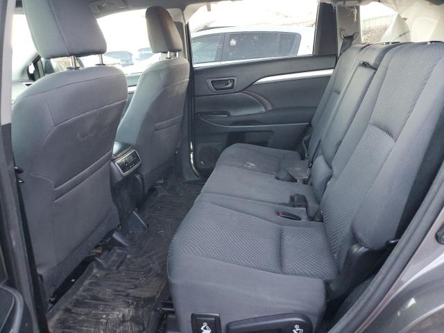 Photo 11 from auction – 2015 TOYOTA HIGHLANDER with VIN 5TDBKRFH7FS170737