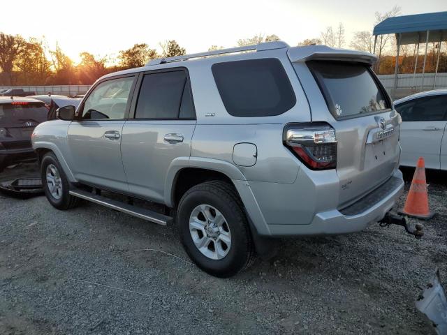 Фото 2 с аукциона – 2016 TOYOTA 4RUNNER SR с VIN JTEZU5JR8G5111507
