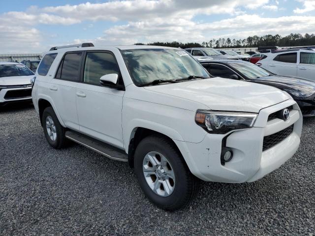 Photo 4 from auction – 2019 TOYOTA 4RUNNER SR with VIN JTEZU5JR1K5213286