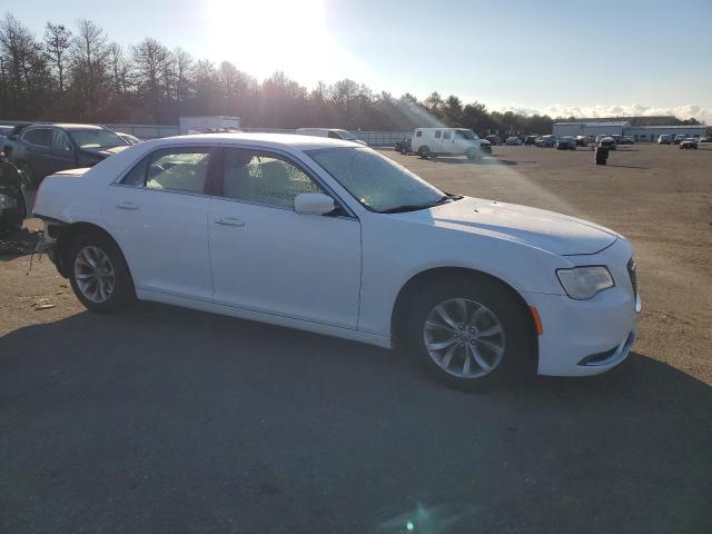 Photo 4 from auction – 2015 CHRYSLER 300 LIMITE with VIN 2C3CCAAGXFH742985