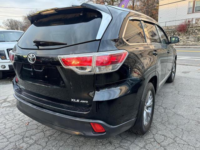 Photo 4 from auction – 2015 TOYOTA HIGHLANDER with VIN 5TDJKRFHXFS115663