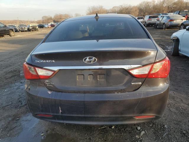Photo 6 from auction – 2011 HYUNDAI SONATA SE with VIN 5NPEC4AC7BH122454