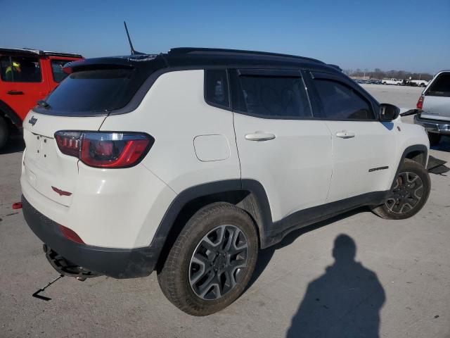 Photo 3 from auction – 2020 JEEP COMPASS TR with VIN 3C4NJDDB8LT123705