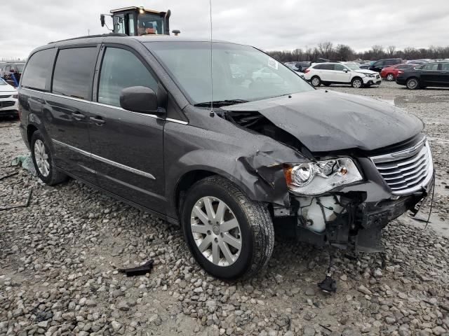 Photo 4 from auction – 2016 CHRYSLER TOWN & COU with VIN 2C4RC1BG6GR259980