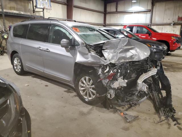 Photo 4 from auction – 2017 CHRYSLER PACIFICA with VIN 2C4RC1BG8HR691701