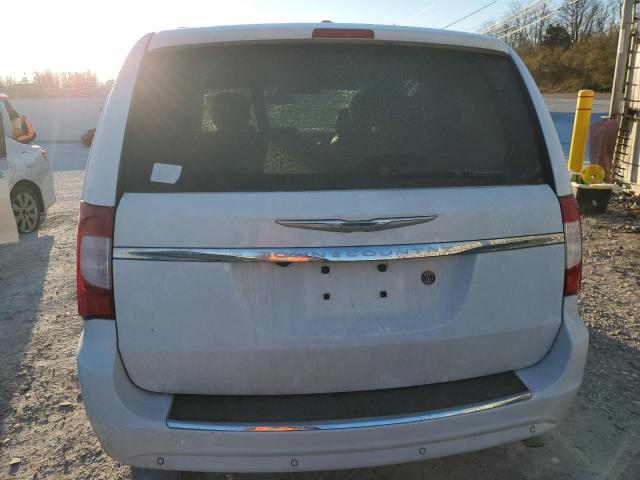 Photo 6 from auction – 2015 CHRYSLER TOWN & COU with VIN 2C4RC1CG1FR583268
