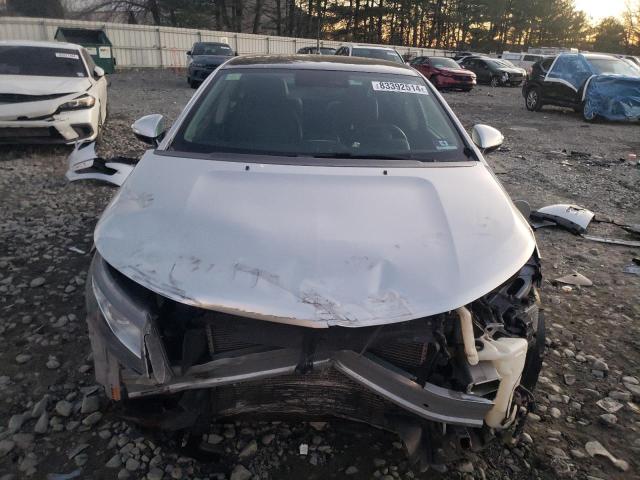 Photo 5 from auction – 2011 CHEVROLET VOLT with VIN 1G1RD6E45BU102344