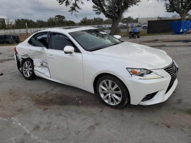 Photo 4 from auction – 2015 LEXUS IS 250 with VIN JTHBF1D22F5072935