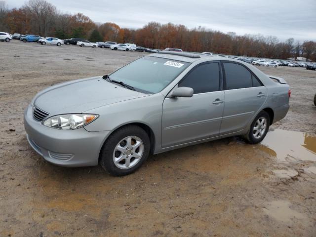 TOYOTA CAMRY LE 2005 with VIN 4T1BE32K85U564792 - Photo from auction