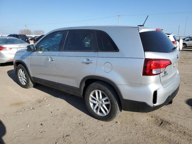 Photo 2 from auction – 2015 KIA SORENTO LX with VIN 5XYKT3A69FG612978