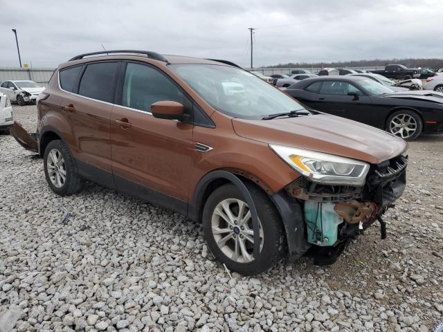Photo 4 from auction – 2017 FORD ESCAPE SE with VIN 1FMCU9GD8HUB68256