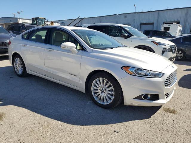 Photo 4 from auction – 2016 FORD FUSION SE with VIN 3FA6P0LUXGR101440