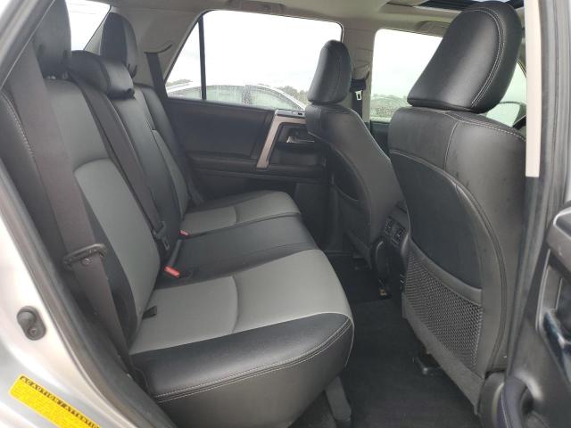 Photo 11 from auction – 2019 TOYOTA 4RUNNER SR with VIN JTEZU5JRXK5213545