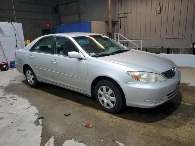 Photo 4 from auction – 2002 TOYOTA CAMRY LE with VIN 4T1BE32K22U007534