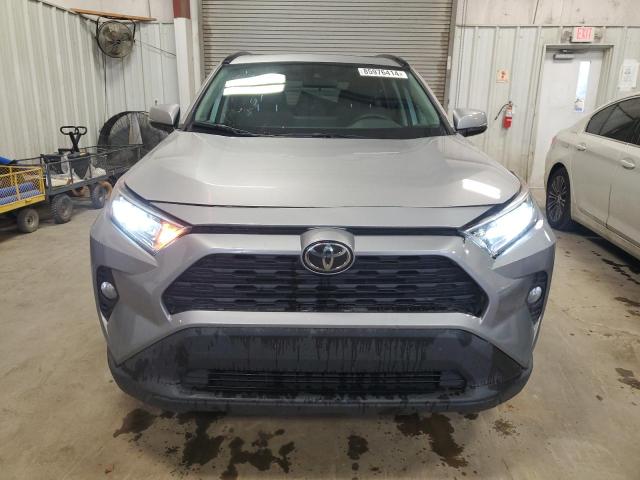 Photo 5 from auction – 2019 TOYOTA RAV4 XLE with VIN 2T3W1RFV7KC029638